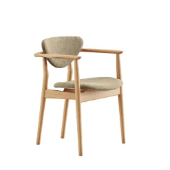 109 Armchair, valnød af Finn Juhl