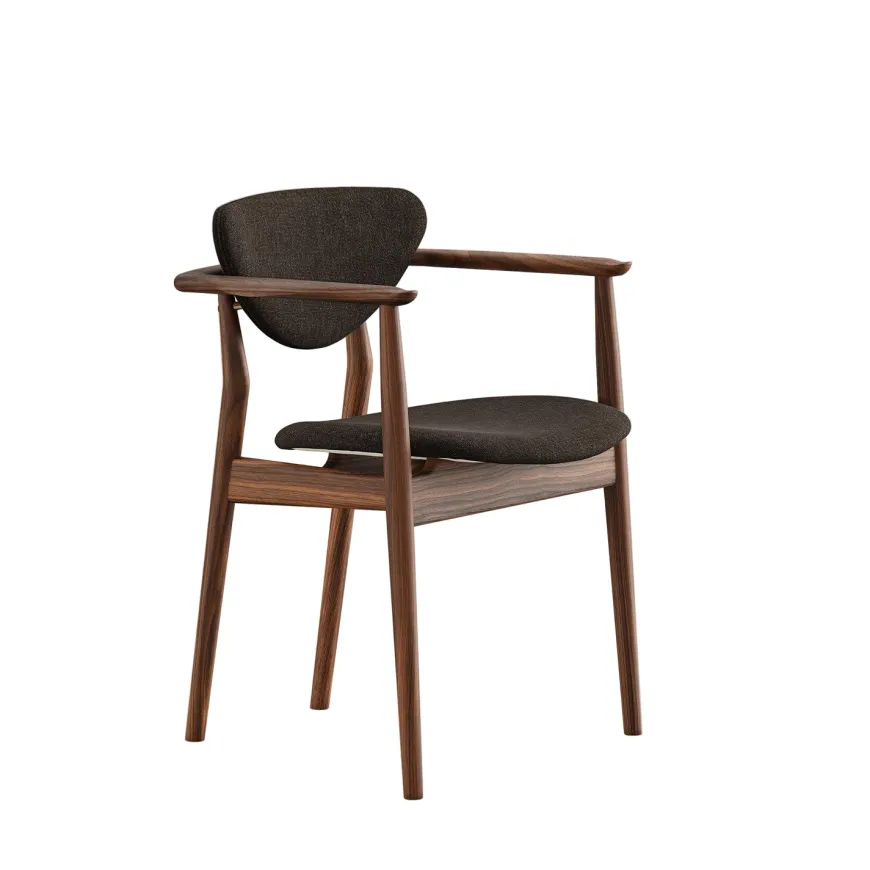 109 Armchair, valnød af Finn Juhl