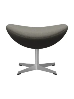 3127 Fodskammel til Ægget af Arne Jacobsen stofgr. 1