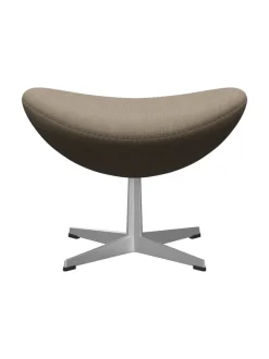 3127 Fodskammel til Ægget af Arne Jacobsen stofgr. 1