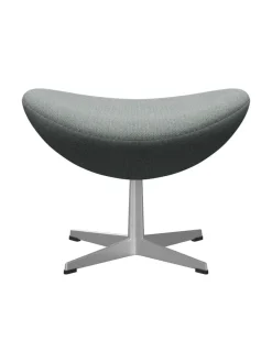 3127 Fodskammel til Ægget af Arne Jacobsen stofgr. 1