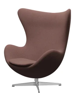 3316 Ægget af Arne Jacobsen læder