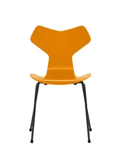 3130 Grand Prix stol lakeret af Arne Jacobsen