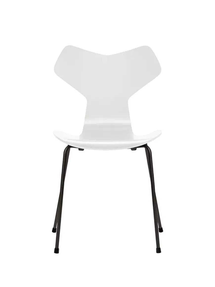 3130 Grand Prix stol lakeret af Arne Jacobsen