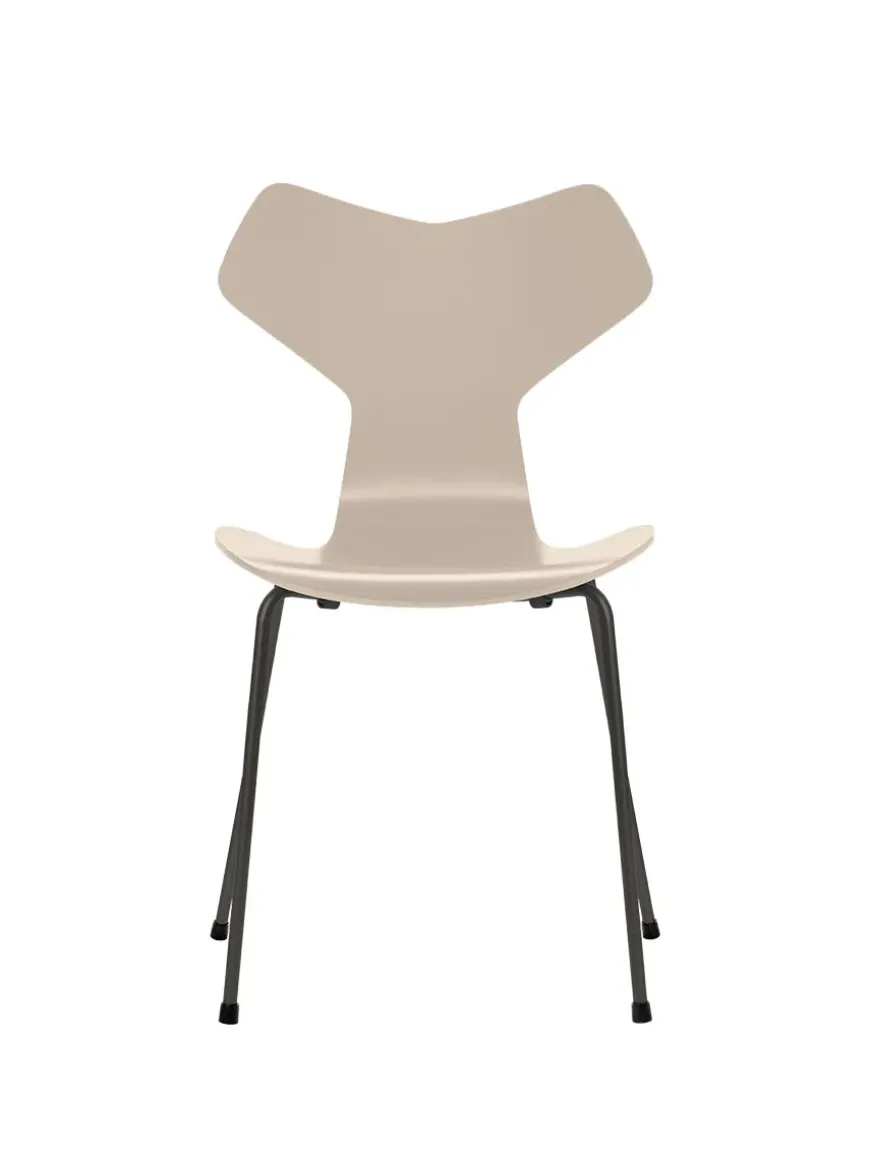 3130 Grand Prix stol lakeret af Arne Jacobsen