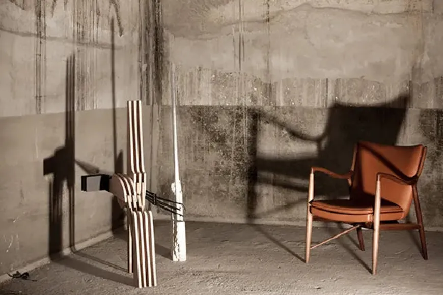 45 Lænestol, eg klar olie af Finn Juhl