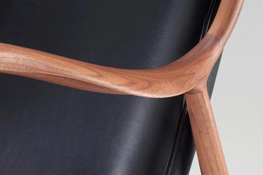 45 Lænestol, eg klar olie af Finn Juhl