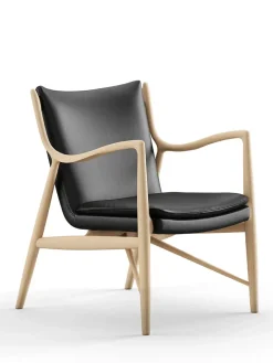 45 Lænestol, eg klar olie af Finn Juhl