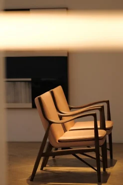 45 Lænestol, eg olie af Finn Juhl