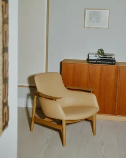 53 Lænestol, eg olie af Finn Juhl