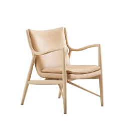 45 Lænestol, valnød af Finn Juhl