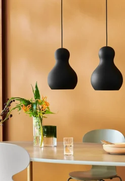 3101 Myren Stol lakeret af Arne Jacobsen