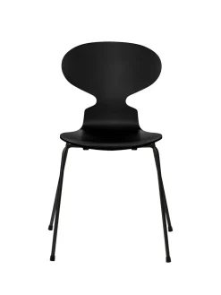 3101 Myren Stol lakeret af Arne Jacobsen