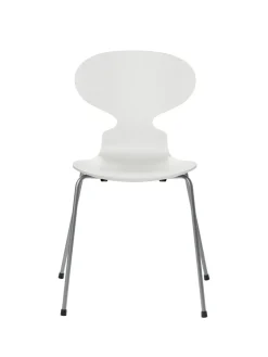 3101 Myren Stol lakeret af Arne Jacobsen