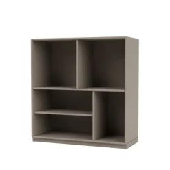 1619 reol inkl. hjul fra Montana