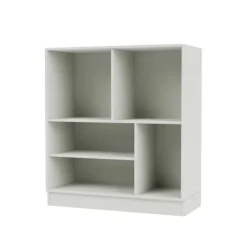 1619 reol inkl. hjul fra Montana