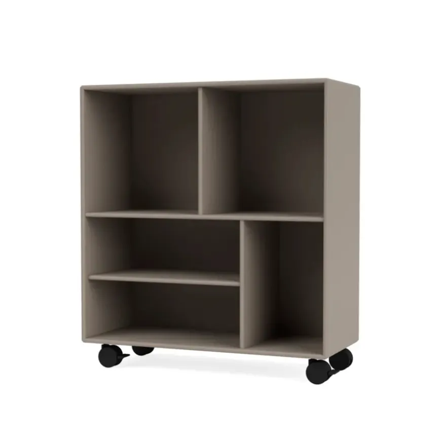 1619 reol inkl. hjul fra Montana