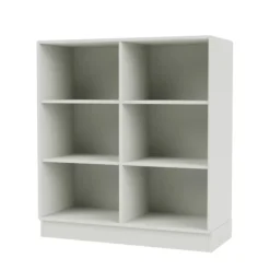 1113 reol inkl. sokkel fra Montana