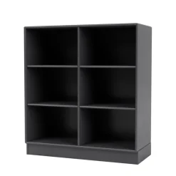 1113 reol inkl. sokkel fra Montana