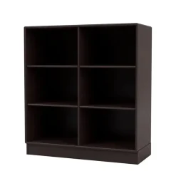 1113 reol inkl. sokkel fra Montana