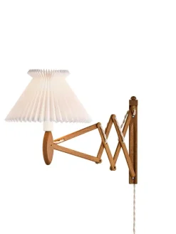 224-6 Sax Væglampe Jubilæumsudgave, smoked oak fra Le Klint