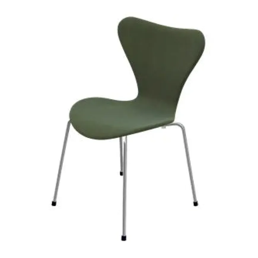 3107 Serie 7, fuldpolstret af Arne Jacobsen