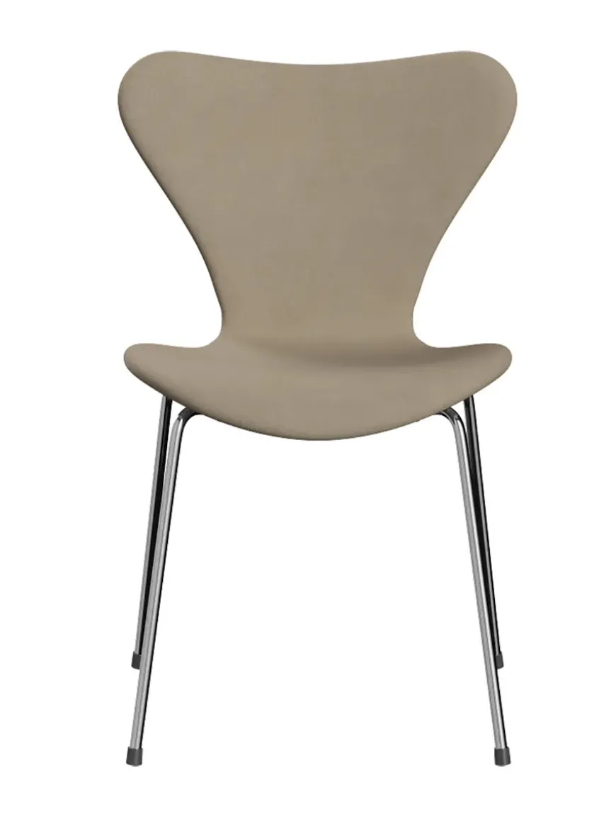 3107 Serie 7, fuldpolstret af Arne Jacobsen