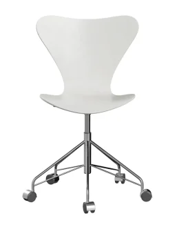 3117 Serie 7 Kontorstol af Arne Jacobsen