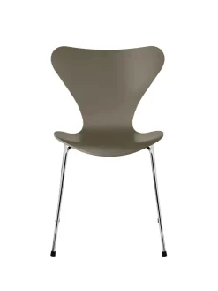 3107 Serie 7 stol lakeret af Arne Jacobsen
