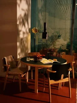 Aalto Table Round, Ø75 cm fra Artek