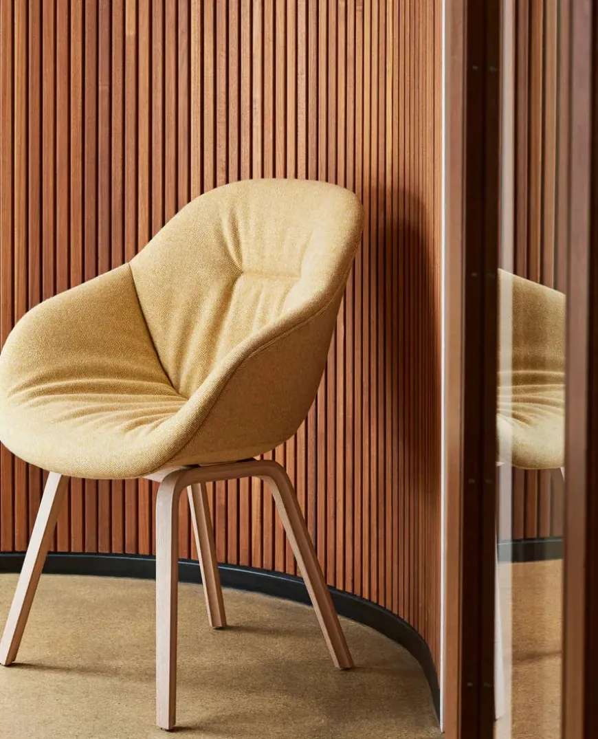 About a Chair AAC123 fra Hay