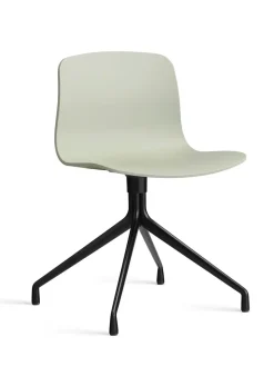 About a Chair AAC15 fra Hay