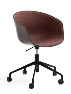 About a Chair AAC21 fra Hay