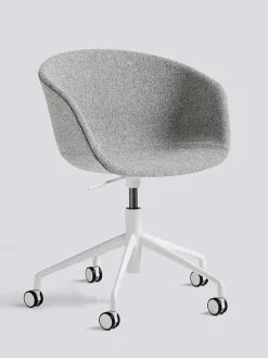 About a Chair AAC21 fra Hay