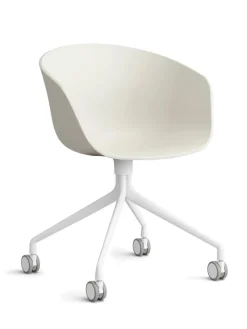 About a Chair AAC21 fra Hay