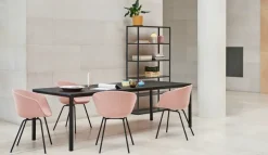 About a Chair AAC27 fra Hay