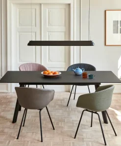 About a Chair AAC27 fra Hay