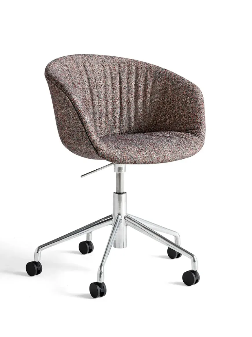 About a Chair AAC25 fra Hay