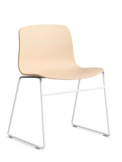 About a Chair AAC09 fra Hay