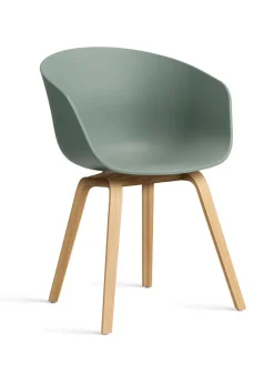About a Chair AAC22 fra Hay