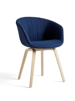 About a Chair AAC22 fra Hay