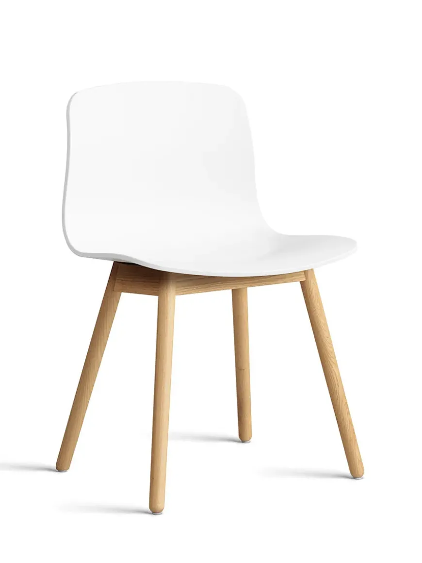 About a Chair AAC13 fra Hay