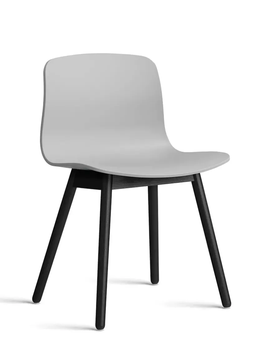 About a Chair AAC13 fra Hay