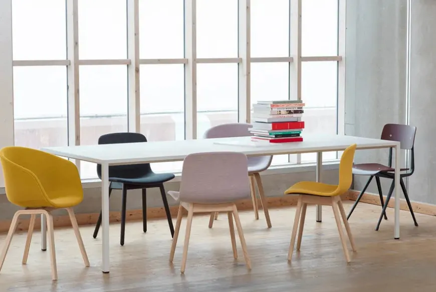 About a Chair AAC13 fra Hay