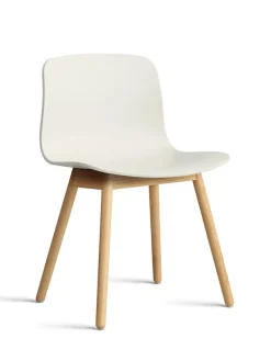 About a Chair AAC13 fra Hay