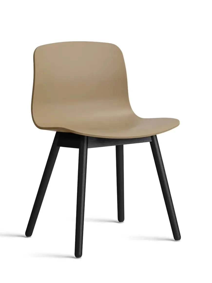 About a Chair AAC13 fra Hay