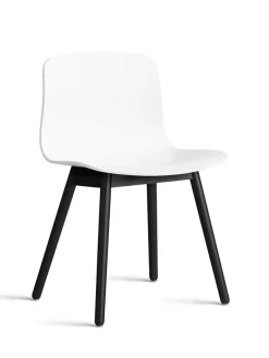 About a Chair AAC12 fra Hay