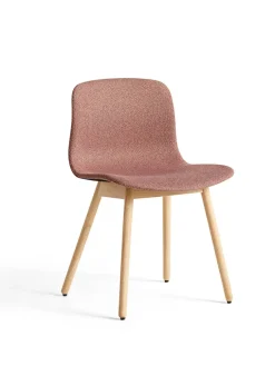 About a Chair AAC12 fra Hay