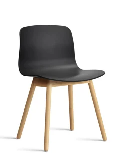 About a Chair AAC12 fra Hay