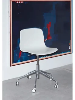 About a Chair AAC50 fra Hay